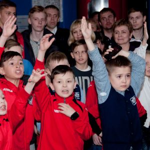 perm.joyfun.ru premiera korobka cinemapark amkar 11